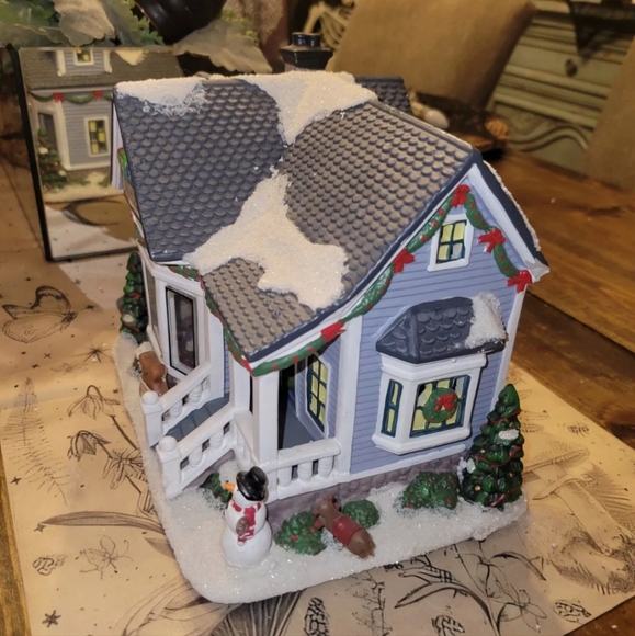 Rare St. Nicholas Square Christmas Village ABC Daycare Illuminated 2013 Retired - Picture 4 of 4